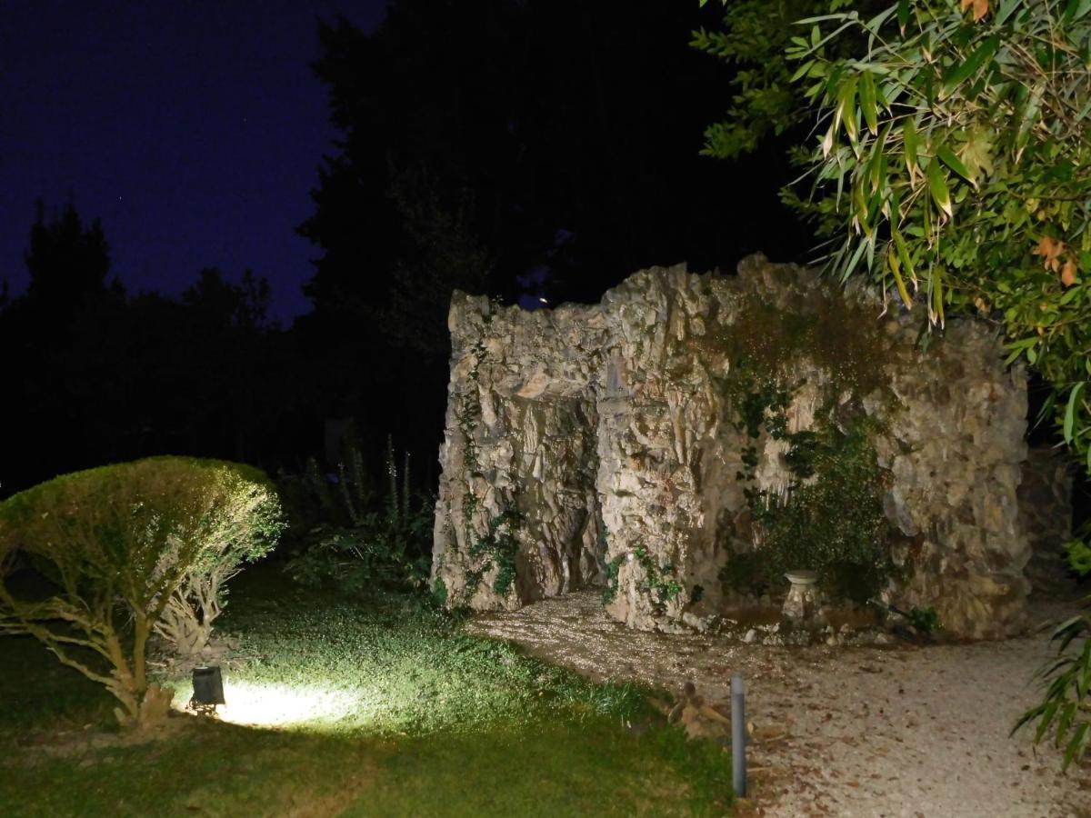 Appartamento Con Piscina Immersa Nel Verde Cascina Exteriör bild